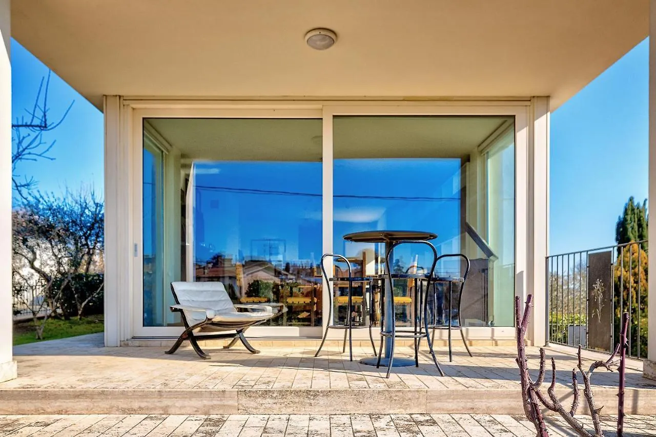 Villa Il Poggino - Modern House Foiano Della Chiana