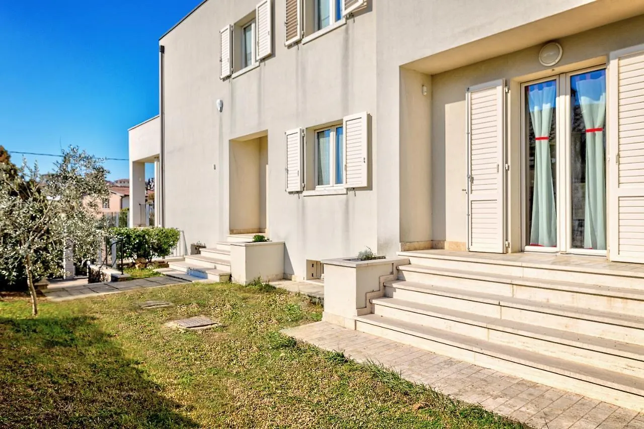 Villa Il Poggino - Modern House Foiano Della Chiana